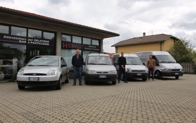 azd12